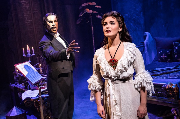 01. THE PHANTOM OF THE OPERA - Quentin Oliver Lee and Eva Tavares - photo by Matthew Murphy