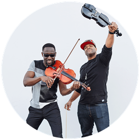 Two men with violin and viola